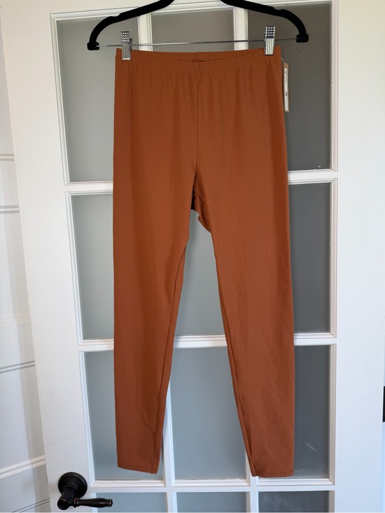 SKIMS Pants - SKIMS Fits Everybody Leggings Rust-Colored Full-Length Leggings, Medium, NWT